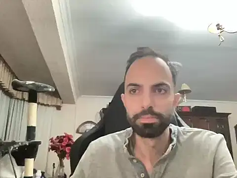 Snapshot of sex247spain chatting on 11.05.25 sex247spain online show from 11.05.25