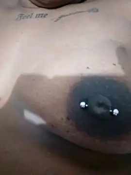 Snapshot of Jennyy31 chatting on 11.12.25 Jennyy31 online show from 11.12.25