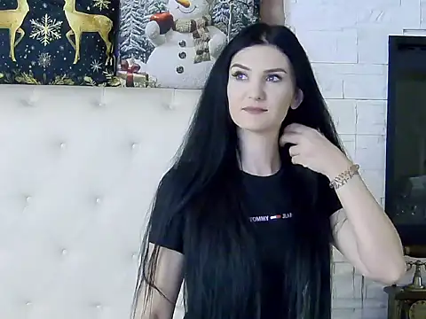 KendraNoir online show from 12.15.25