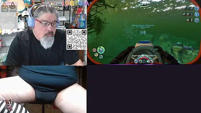 Snapshot of geekycastillo chatting on 05.19.26 geekycastillo online show from 05.19.26
