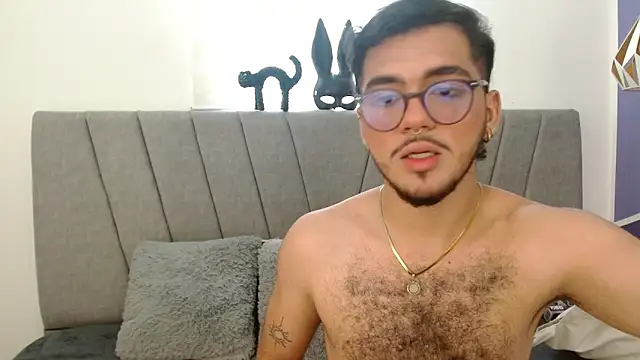 Zac Golden online show from 11.22.25