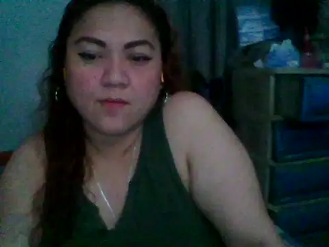 H2ooowIzee22 online show from 11.11.25