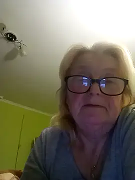 AmyLove353 online show from 02.17.26