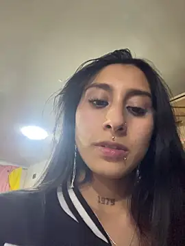 Violeet-Smith online show from 12.03.25