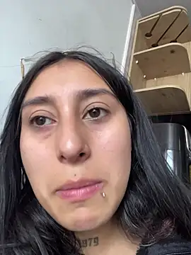 Violeet-Smith online show from 12.16.25