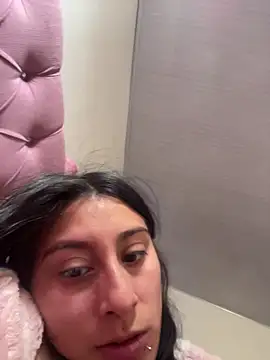 Violeet-Smith online show from 02.17.26