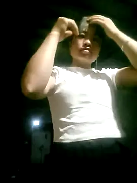 Snapshot of Kati_xx chatting on 10.30.25 Kati xx online show from 10.30.25