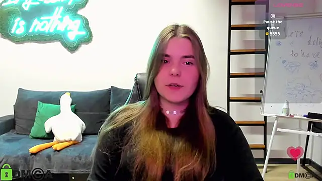 MiraaBloom online show from 11.11.25