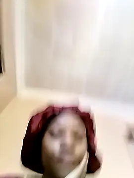 Snapshot of creamywetpussy01 chatting on 10.27.25 creamywetpussy01 online show from 10.27.25