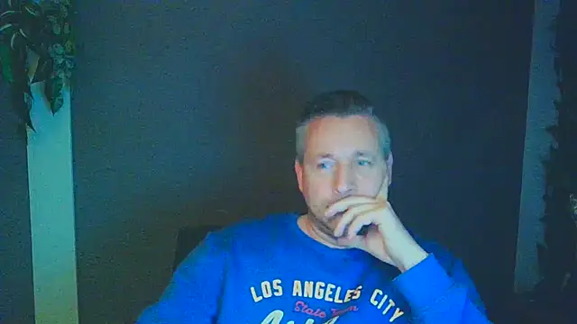 Woody Longbong online show from 11.04.25