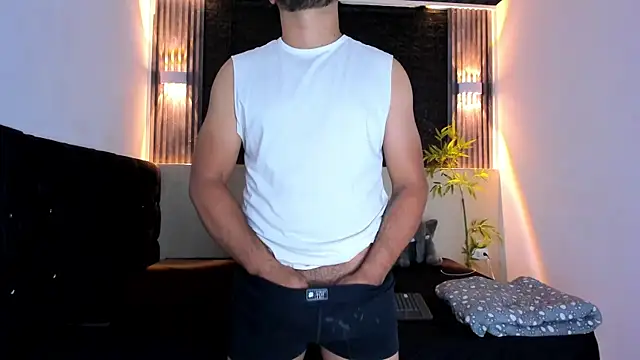 Snapshot of Ytria_1 chatting on 10.29.25 Ytria 1 online show from 10.29.25