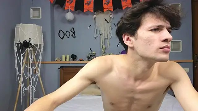 elvano et online show from 10.31.25