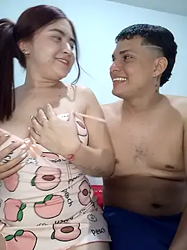 Snapshot of Ammy_and_Crish chatting on 10.26.25 Ammy and Crish online show from 10.26.25