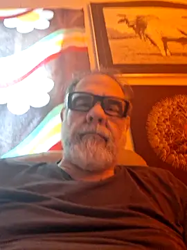 Snapshot of pena633 chatting on 05.14.26 pena633 online show from 05.14.26