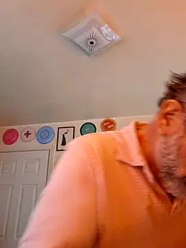 Snapshot of pena633 chatting on 05.21.26 pena633 online show from 05.21.26