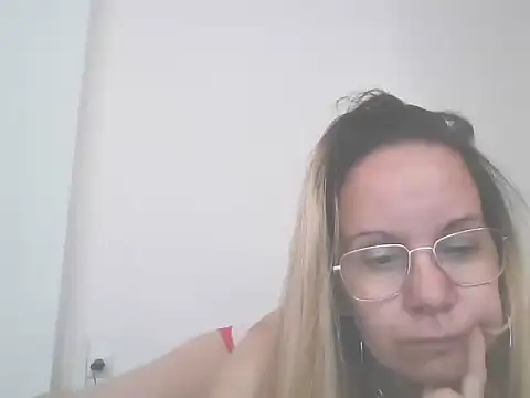 Snapshot of barbara896 chatting on 11.11.25 barbara896 online show from 11.11.25