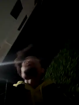 Snapshot of Mrmakeherwet_Tez chatting on 12.02.25 Mrmakeherwet Tez online show from 12.02.25