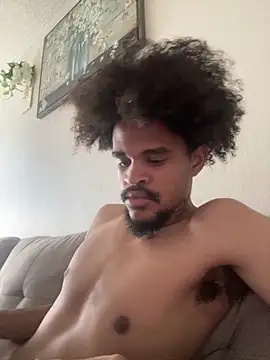 Snapshot of Mrmakeherwet_Tez chatting on 02.25.26 Mrmakeherwet Tez online show from 02.25.26