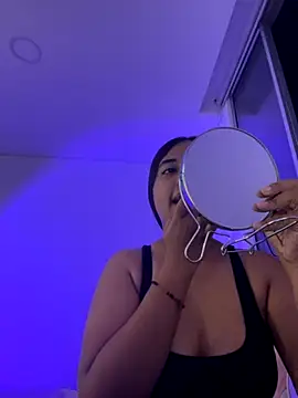 aly nicols online show from 11.20.25