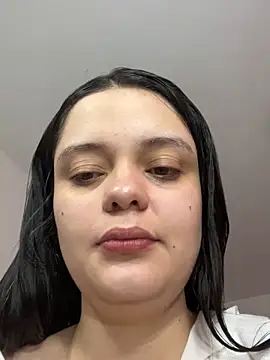 Selena Roa online show from 10.26.25