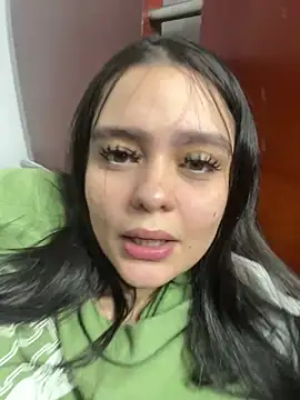 Selena Roa online show from 04.13.26