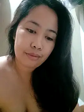 Snapshot of Creamy_Pussycat28 chatting on 10.26.25 Creamy Pussycat28 online show from 10.26.25