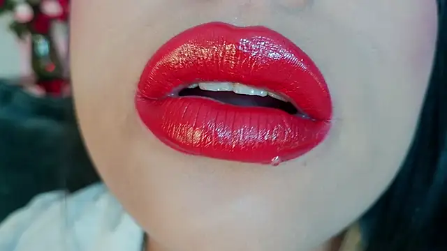 mia roux1 online show from 03.02.26