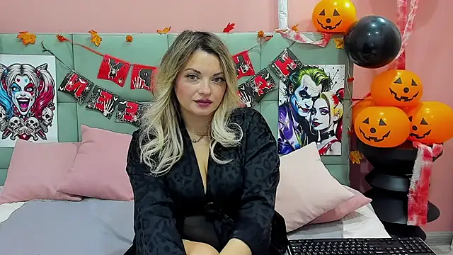 WilmaSanders online show from 10.22.25