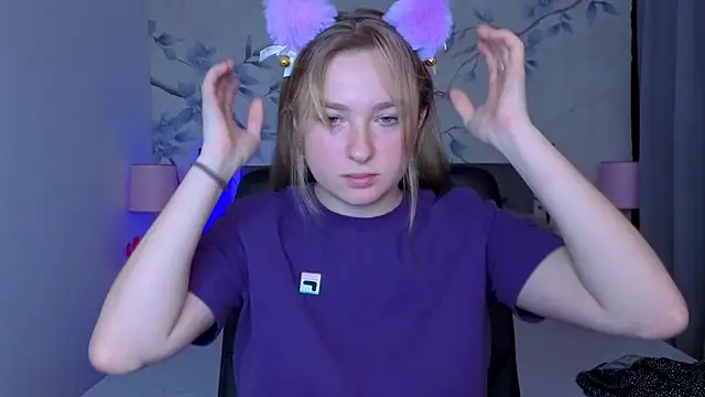 Snapshot of Ailissa__fox chatting on 11.04.25 Ailissa fox online show from 11.04.25