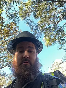 Snapshot of WildAmaranth chatting on 11.04.25 WildAmaranth online show from 11.04.25