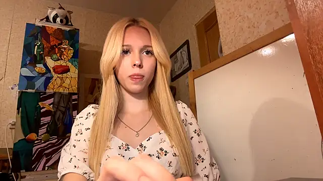 Snapshot of LiltedLube chatting on 10.22.25 LiltedLube online show from 10.22.25