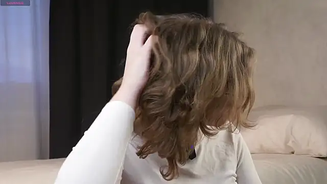 MelodyBaur online show from 04.06.26