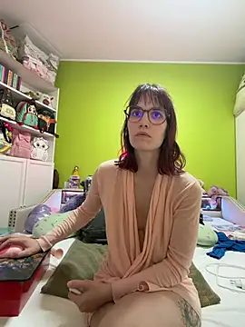  HeraLuna  online show from 04.16.26