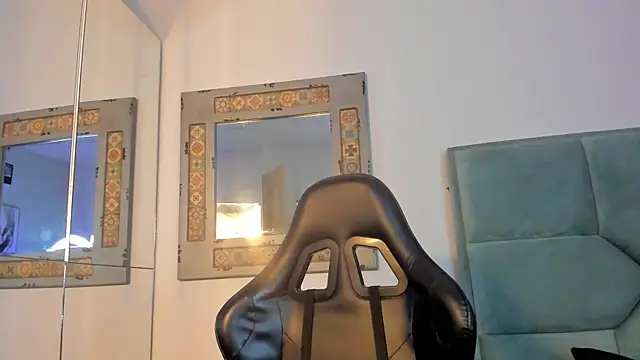 Mr Strike online show from 11.10.25