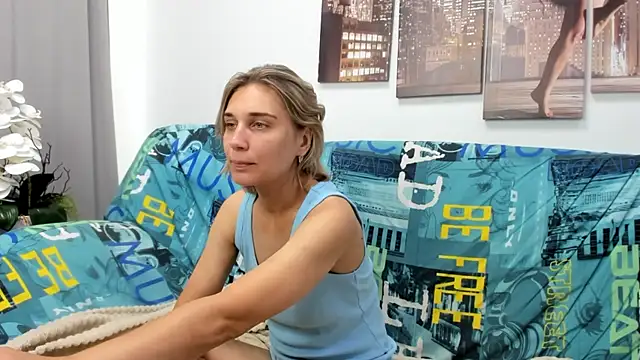 Snapshot of Tenderly_Sophie chatting on 07.18.26 Tenderly Sophie online show from 07.18.26
