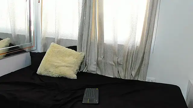 Snapshot of Jake_HallsHot chatting on 10.21.25 Jake HallsHot online show from 10.21.25