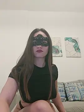 DeepLongHot online show from 12.14.25