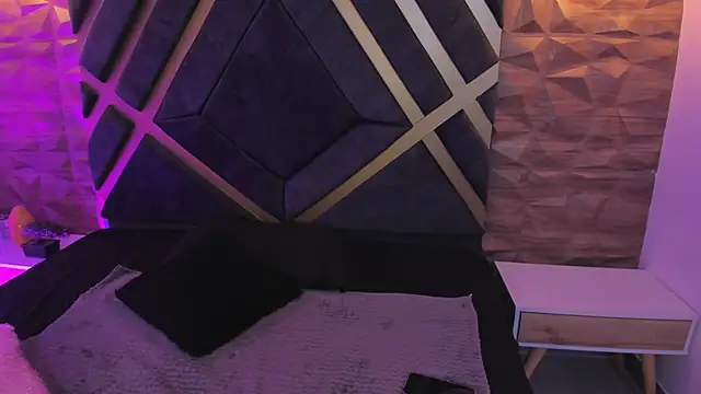 sydney miller  online show from 02.19.26