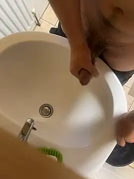 Snapshot of anonymous92live chatting on 10.22.25 anonymous92live online show from 10.22.25