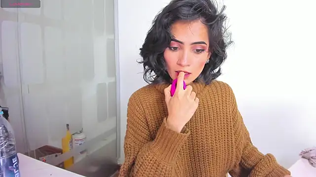 chloehanna online show from 01.06.26