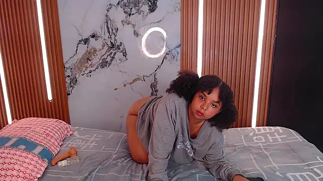 rosselyn  online show from 01.14.26