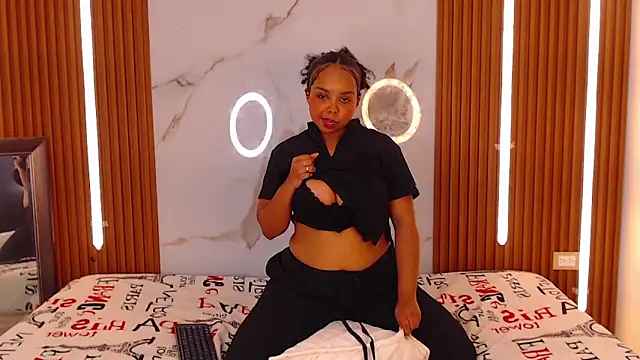 rosselyn  online show from 01.15.26