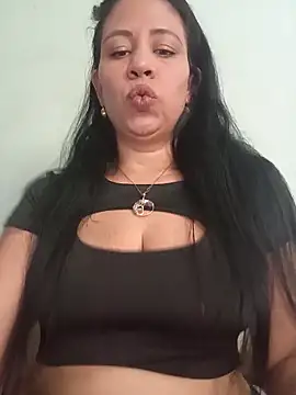 LeilaTaylor online show from 02.18.26