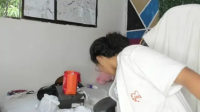 emily stars1 online show from 03.04.26