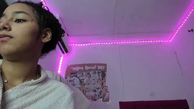 emily stars1 online show from 04.01.26