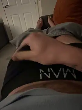 Snapshot of sevenisthemagicnum chatting on 10.28.25 sevenisthemagicnum online show from 10.28.25