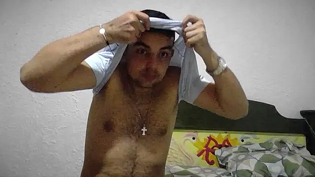 Snapshot of axel_jhones_ chatting on 11.05.25 axel jhones online show from 11.05.25