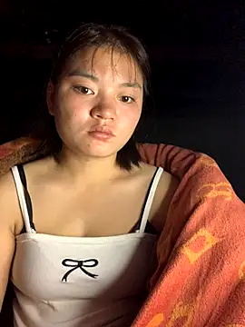 Snapshot of kimyonon chatting on 11.16.25 kimyonon online show from 11.16.25