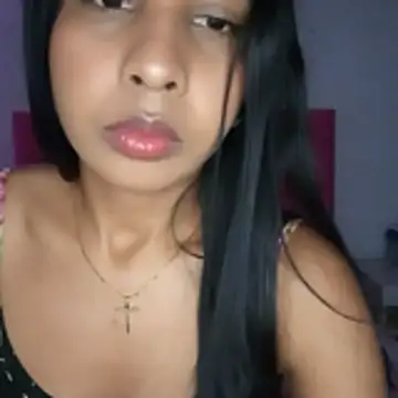 Snapshot of Naomi-angel chatting on 10.23.25 Naomi-angel online show from 10.23.25