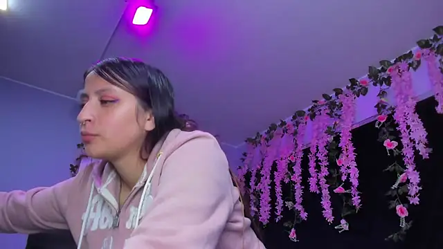 Gabyy Cooper  online show from 03.15.26